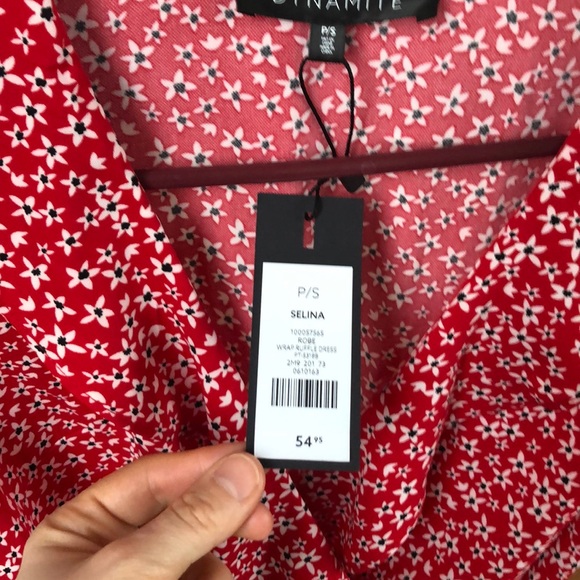 SOLD ✨ Dynamite Selina Dress - Picture 2 of 6